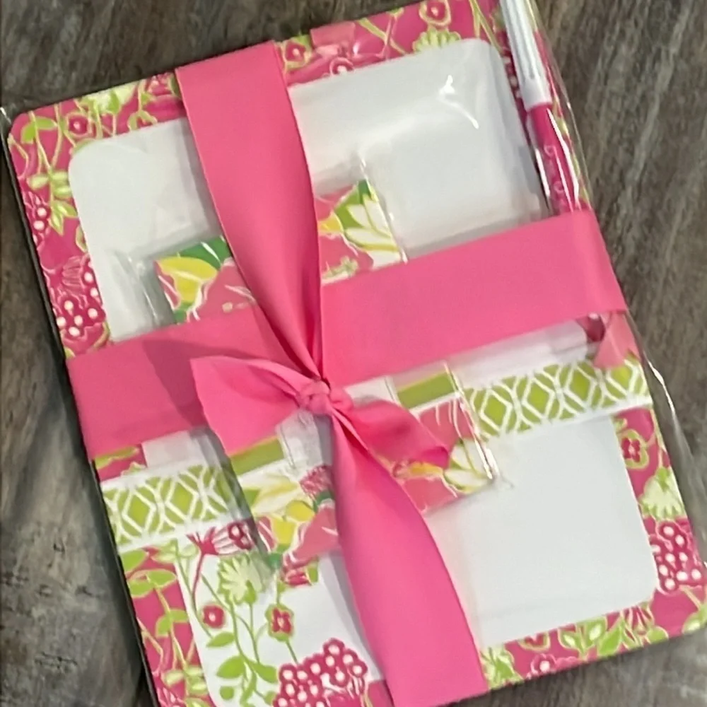 Lilly Pulitzer White Board in Bloomers & Pocket Pad in Havana Good Time NWT